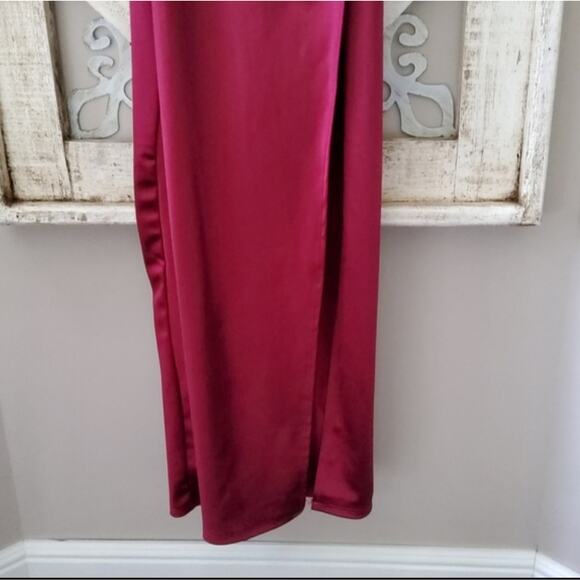 Love Nickie Lew Womens Junior Asymmetric Slit Leg Satin Gown in Burgundy Wine - Picture 9 of 15